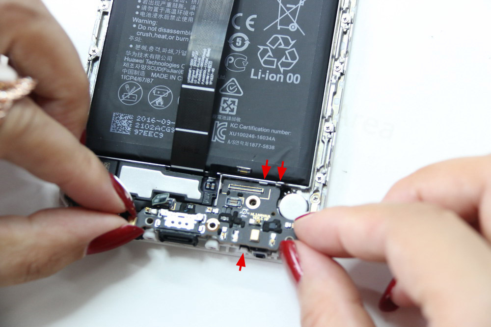 《女神拆机》华为mate9手机拆机维修安装机器细致步骤