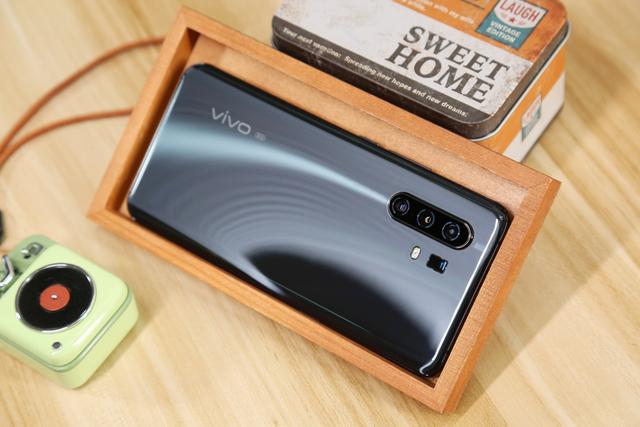 vivox30怎么取卡图解,vivo手机怎么取卡图解 vivo x30 pro评测
